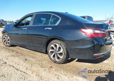 2017 Honda Accord Ex z USA, uszkodzony, nr VIN 1HGCR2F74HA159601